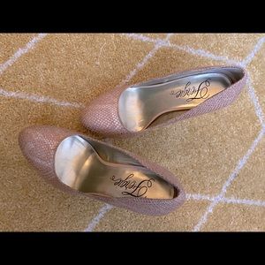 Peachy bronze Fergie Stilettos